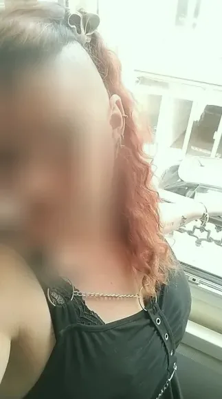 Antonia, 35