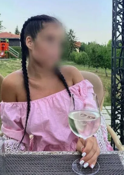 Carina, 30
