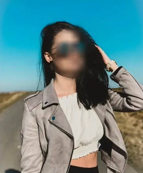Dilara, 32