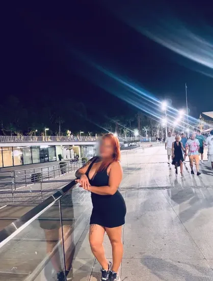 Fiona, 40