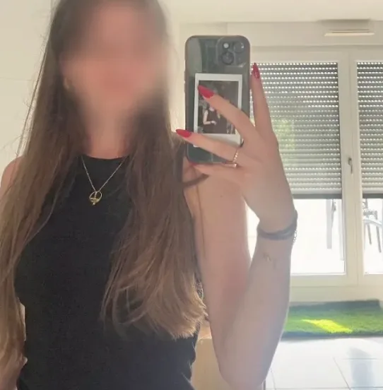 Gizem, 27