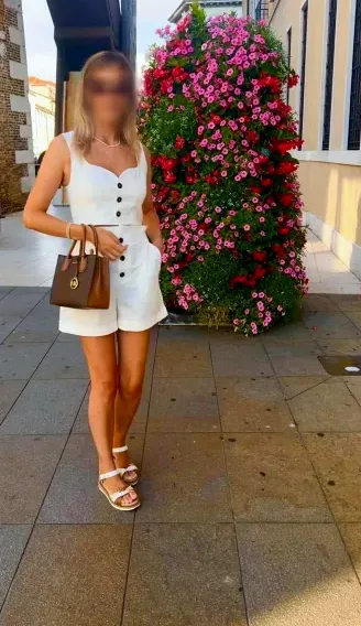 Lea, 38