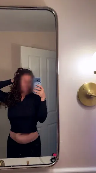 Paula, 37