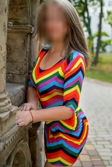 Simone, 37