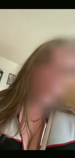 Sophia, 25